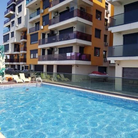 Sophia Lake View Suite Mamaia Buitenkant foto