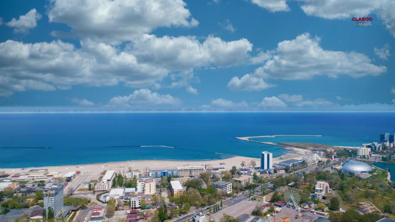 Sophia Lake View Suite Mamaia Buitenkant foto