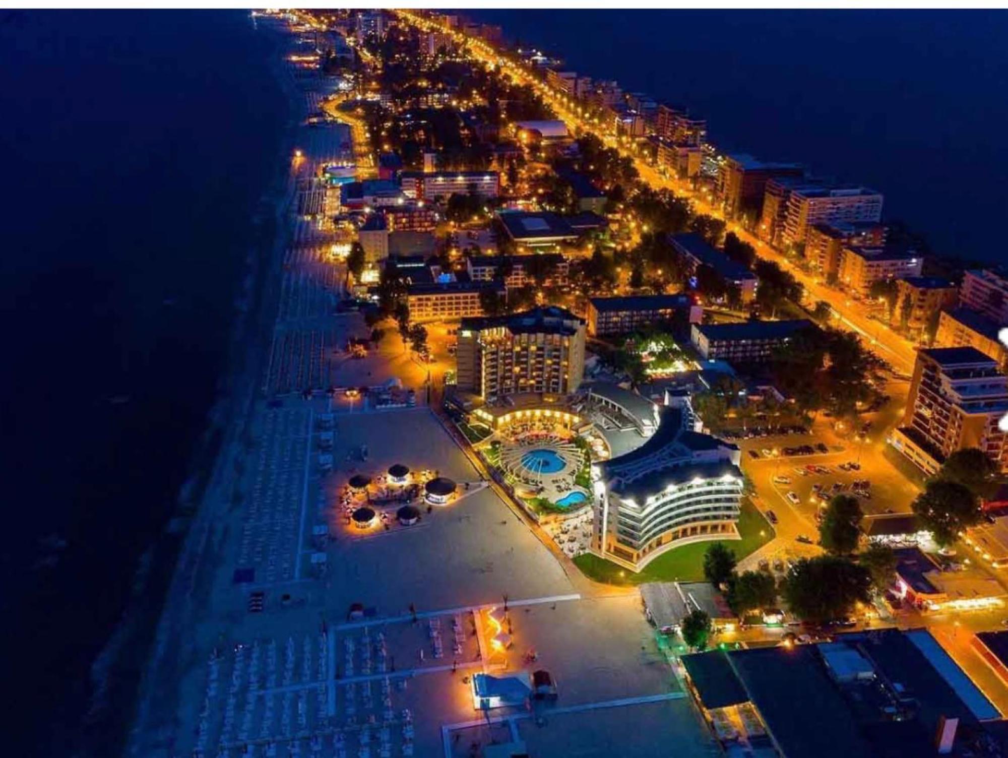 Sophia Lake View Suite Mamaia Buitenkant foto